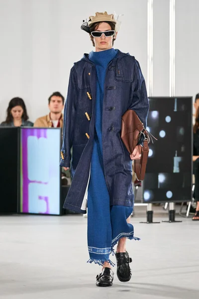 Look 12